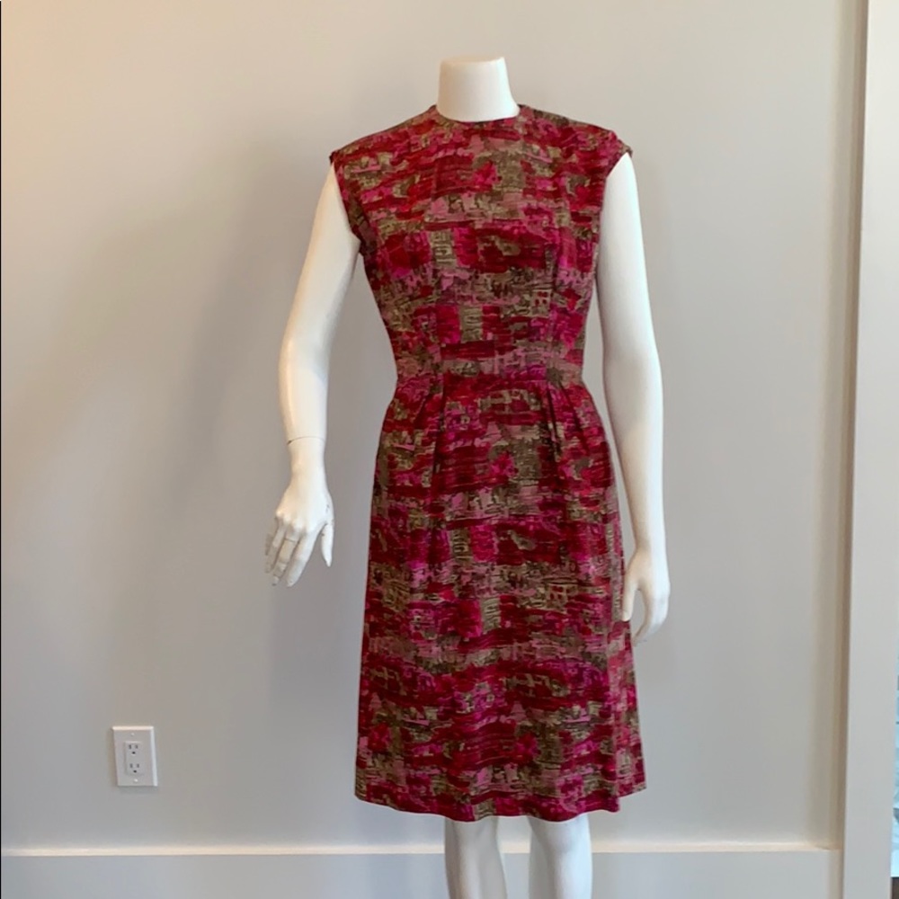 20% off! Vintage patterned 60’s style dress!